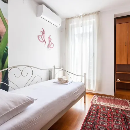 Beautiful luxury house w sea view&outside space Split