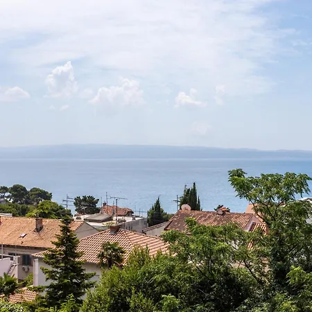 Beautiful Luxury House W Sea View & Outside Space Vila