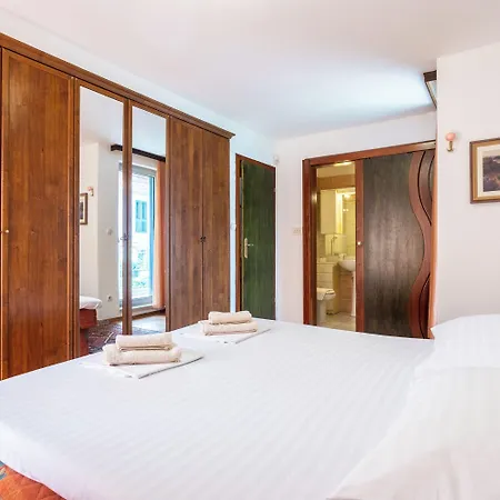 Beautiful luxury house w sea view&outside space * Split