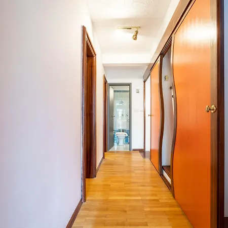 Beautiful luxury house w sea view&outside space Villa